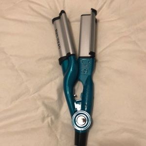 Bed head wave iron